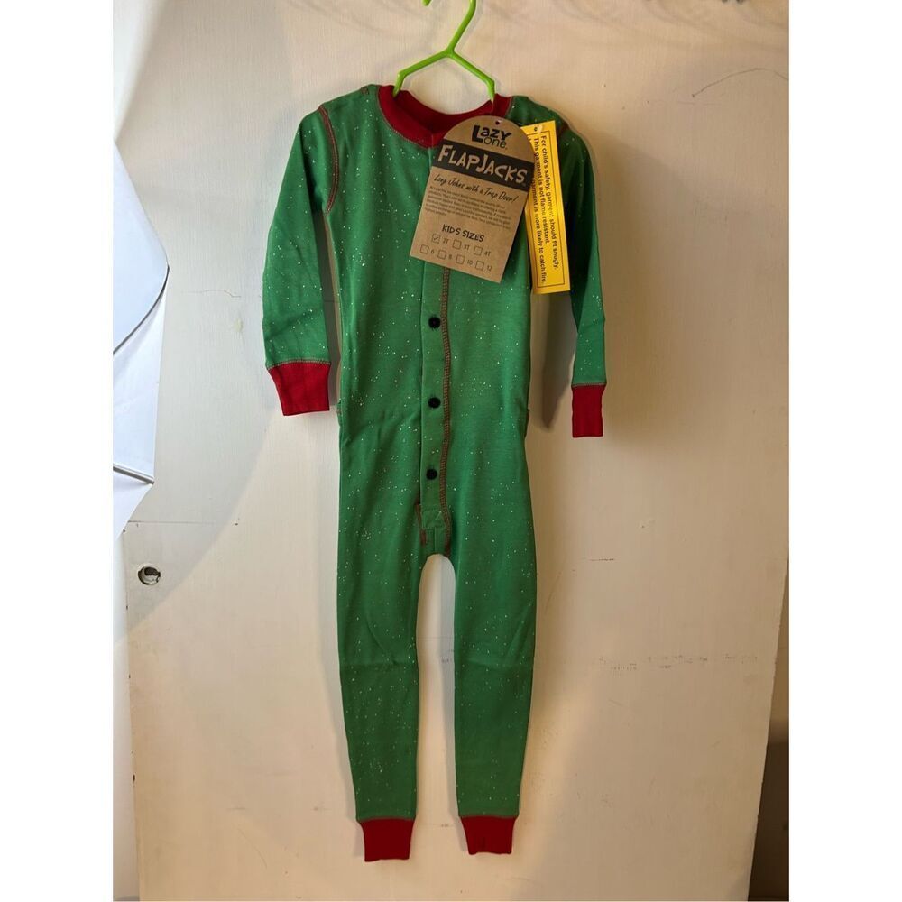 Lazy one flap jacks pajamas Christmas 2t red green new‎